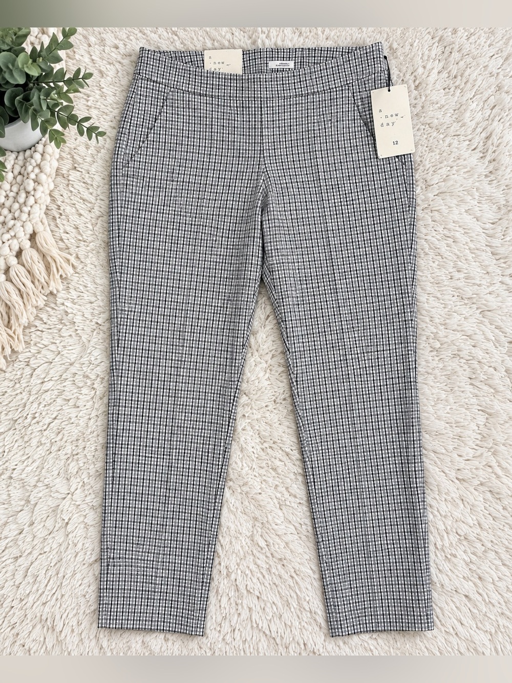 A New Day Black & White Check Skinny Ankle Pants | NWT 12